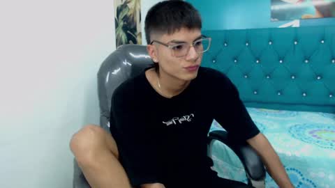 Snapshot of noha_scott chatting on 5, 1, 2025 Noha Scott online show from 5, 1, 2025