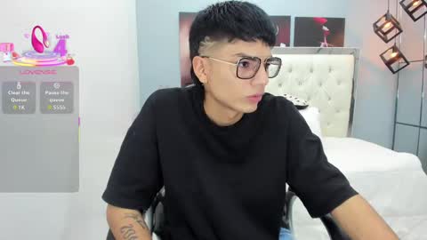 Snapshot of noha_scott chatting on 12, 10, 2025 Noha Scott online show from 12, 10, 2025