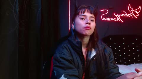 Snapshot of noha_thomson chatting on 28, 11, 2025 Noha Thomson online show from 28, 11, 2025