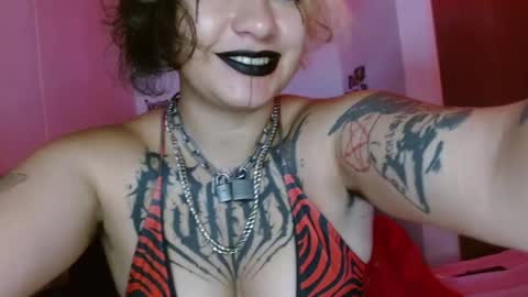 Snapshot of noise_anny chatting on 21, 2, 2025 anny online show from 21, 2, 2025