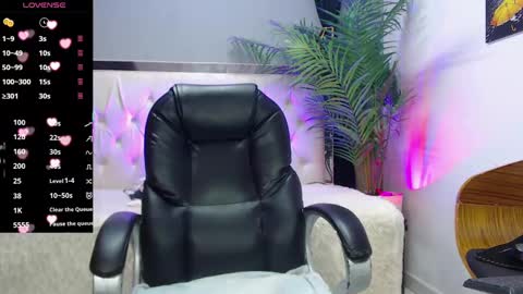 Nolan  online show from 13, 9, 2025