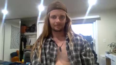Snapshot of nomadicouple chatting on 28, 10, 2025 nomadicouple online show from 28, 10, 2025