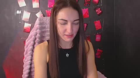 Nora online show from 17, 12, 2025