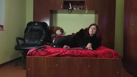 QueenManifest online show from 30, 11, 2025