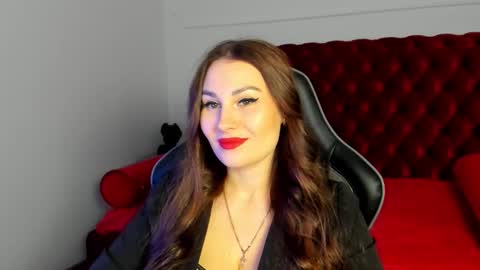 NoraFoxes online show from 4, 2, 2026