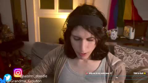 Snapshot of noreallyilikepeanuts chatting on 21, 9, 2025 Ariane online show from 21, 9, 2025