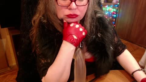 miss Tress online show from 3, 1, 2025