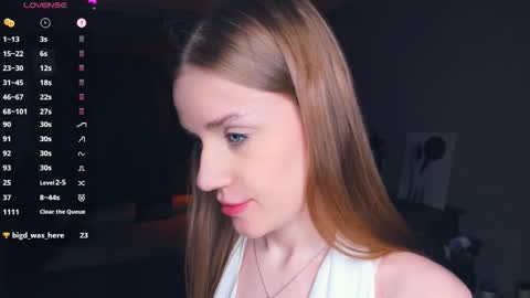 Snapshot of normaemans chatting on 21, 12, 2025 Beatrice online show from 21, 12, 2025