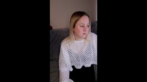 hi glad to chat online show from 16, 10, 2025