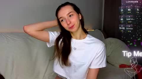 Hello My name is Helene NTMU  Finger up if u like what u see online show from 3, 12, 2025