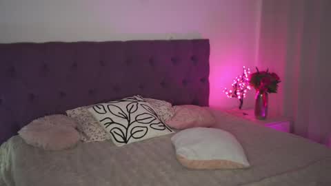 Tina online show from 15, 2, 2025