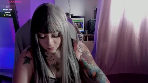  s online show from 27, 10, 2025