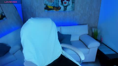 Snapshot of nova_sex1 chatting on 18, 10, 2025 nova online show from 18, 10, 2025