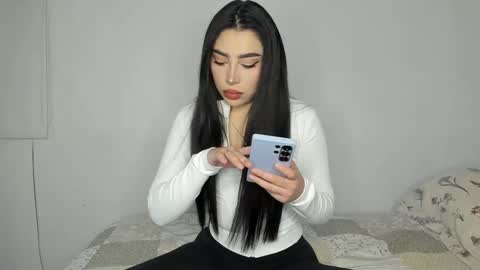 Maria  --Independent Model--Any GIFT  Go here  P  online show from 12, 3, 2025