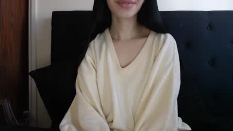 Olivia online show from 23, 11, 2025