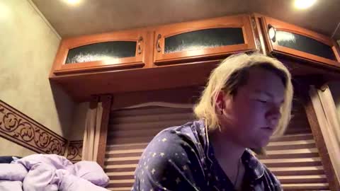Snapshot of novamay96 chatting on 28, 10, 2025 novamay96 online show from 28, 10, 2025