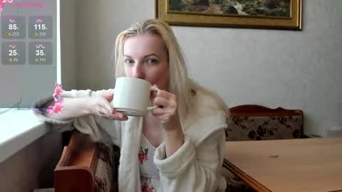 Nowelly online show from 23, 9, 2025