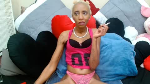 Snapshot of nubiangiggles chatting on 11, 3, 2025 Nubiangiggles online show from 11, 3, 2025