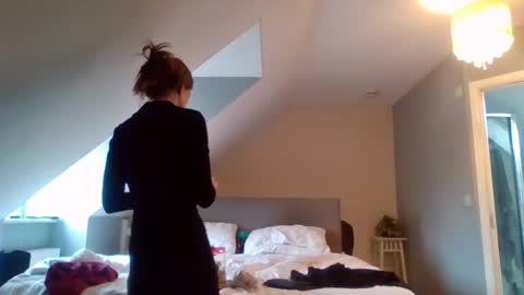 Alice  Nudgeman online show from 16, 11, 2025