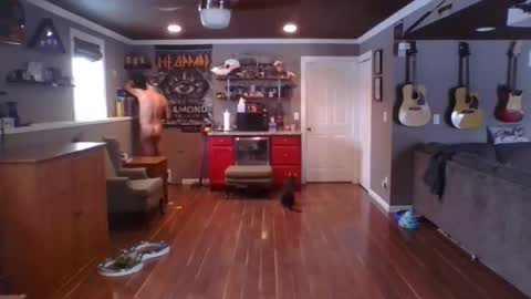 Snapshot of nudistguy194549 chatting on 11, 1, 2025 Nudistguy online show from 11, 1, 2025