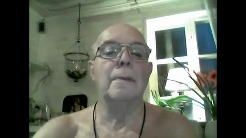 Snapshot of nudistjavist chatting on 5, 1, 2025 Haky online show from 5, 1, 2025