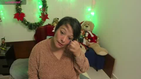 nuit_rose online show from 4, 1, 2025