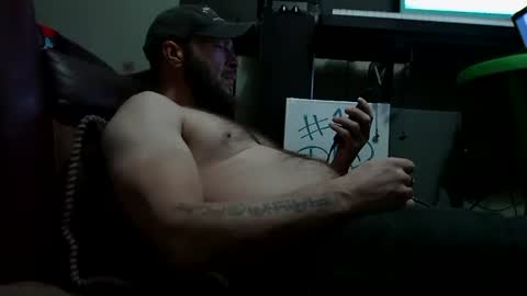 Snapshot of number1dad_ chatting on 11, 11, 2025 Awwwww Hey Sweetie Pies. Welcome To The Sweetie Pie Lounge. Enjoy The Dad-Cast. SweetCorny Fun-loving Dad Talk. online show from 11, 11, 2025