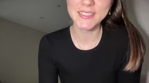 Snapshot of nursedoll chatting on 5, 2, 2026 Ema online show from 5, 2, 2026