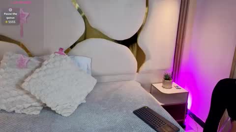 nuvijones online show from 10, 9, 2025