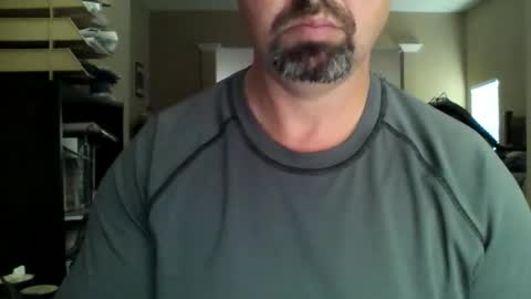 nvrenuff1979 online show from 1, 3, 2026