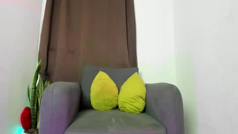 Nia online show from 14, 12, 2025