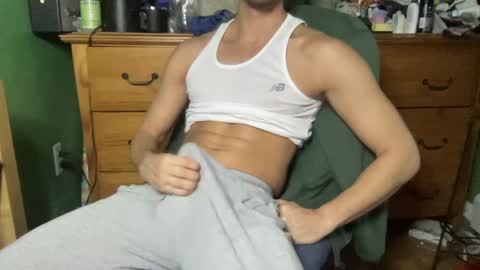 Snapshot of nyc2100 chatting on 4, 4, 2026 Your HOTBF online show from 4, 4, 2026