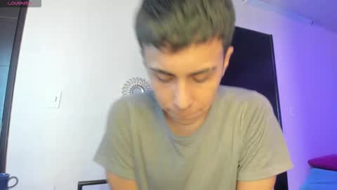 Snapshot of nyko_ds chatting on 17, 11, 2025 nyko_ds online show from 17, 11, 2025