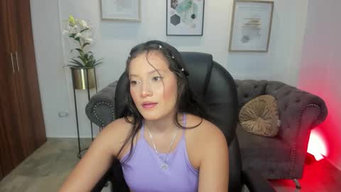 nylaa_rose online show from 21, 11, 2025