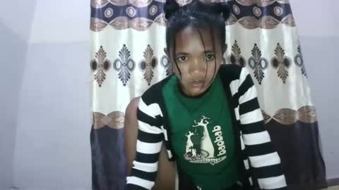 nympholinha online show from 2, 3, 2025