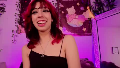 Snapshot of nyx_nayla chatting on 28, 11, 2025 online show from 28, 11, 2025