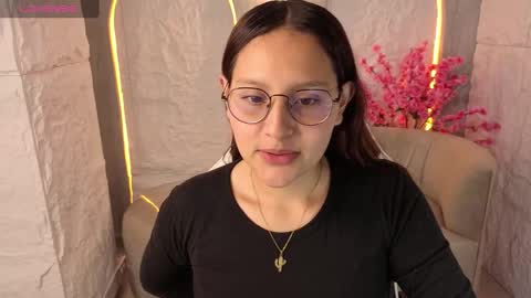 Online 800 to 1400 online show from 1, 10, 2025