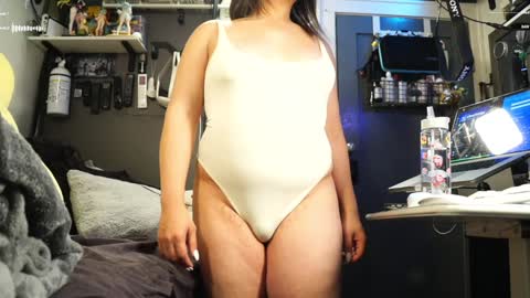 Snapshot of nyxraven chatting on 9, 12, 2024 NyxRaven online show from 9, 12, 2024