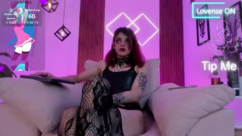  Nyxx  online show from 12, 11, 2025