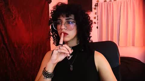 Nyxxei online show from 2, 2, 2026