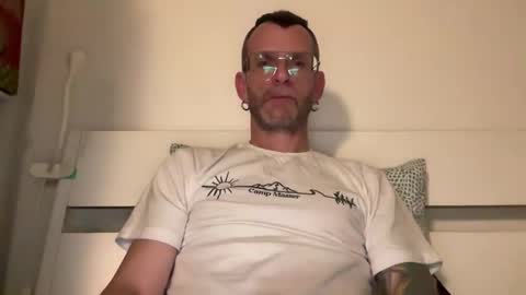 Snapshot of o_johnny_deep_o chatting on 17, 3, 2026 Jonathan Deep online show from 17, 3, 2026