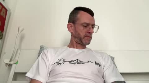 Snapshot of o_johnny_deep_o chatting on 18, 3, 2026 Jonathan Deep online show from 18, 3, 2026