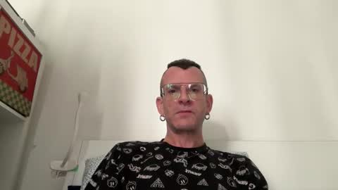 Snapshot of o_johnny_deep_o chatting on 22, 3, 2026 Jonathan Deep online show from 22, 3, 2026