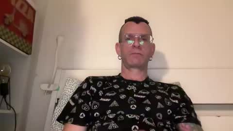 Snapshot of o_johnny_deep_o chatting on 22, 3, 2026 Jonathan Deep online show from 22, 3, 2026