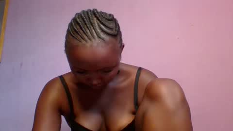 Snapshot of oceangirl2 chatting on 18, 11, 2025 oceangirl2 online show from 18, 11, 2025