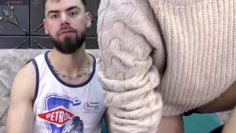 Snapshot of oceanheat chatting on 26, 11, 2025 OceanHeart online show from 26, 11, 2025