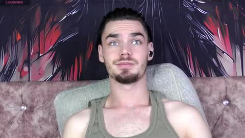 Snapshot of oceanheat chatting on 5, 12, 2025 OceanHeart online show from 5, 12, 2025