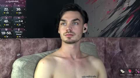 Snapshot of oceanheat chatting on 13, 12, 2025 OceanHeart online show from 13, 12, 2025