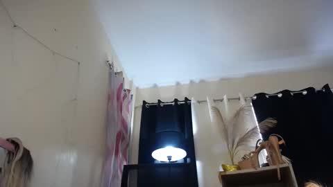 Snapshot of octaviayuki chatting on 4, 1, 2025 Kyla online show from 4, 1, 2025