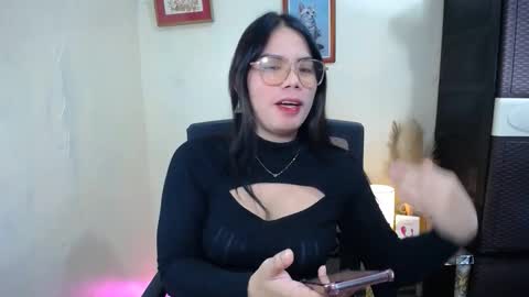 Snapshot of octaviayuki chatting on 5, 10, 2025 Kyla online show from 5, 10, 2025